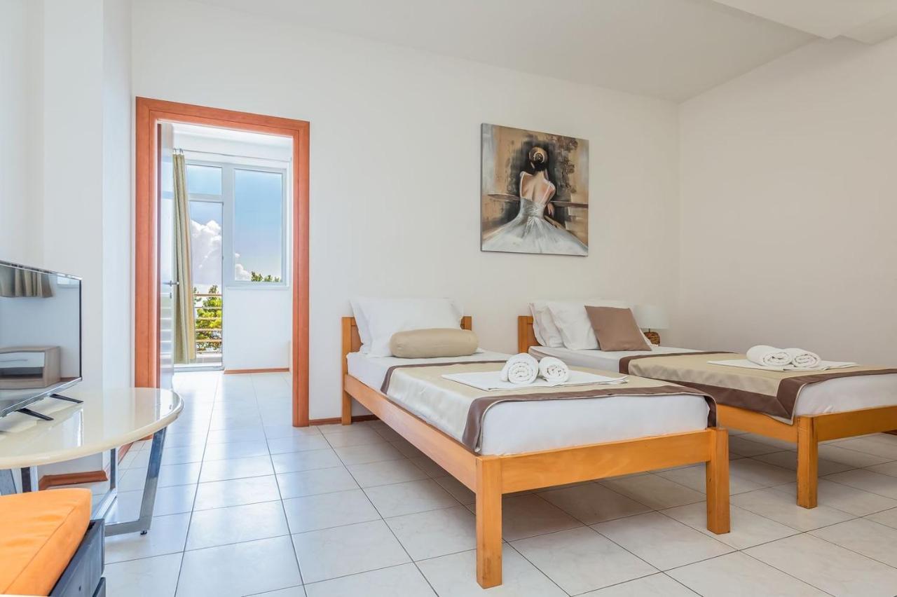 Baška Voda Motel Ljetni Raj المظهر الخارجي الصورة